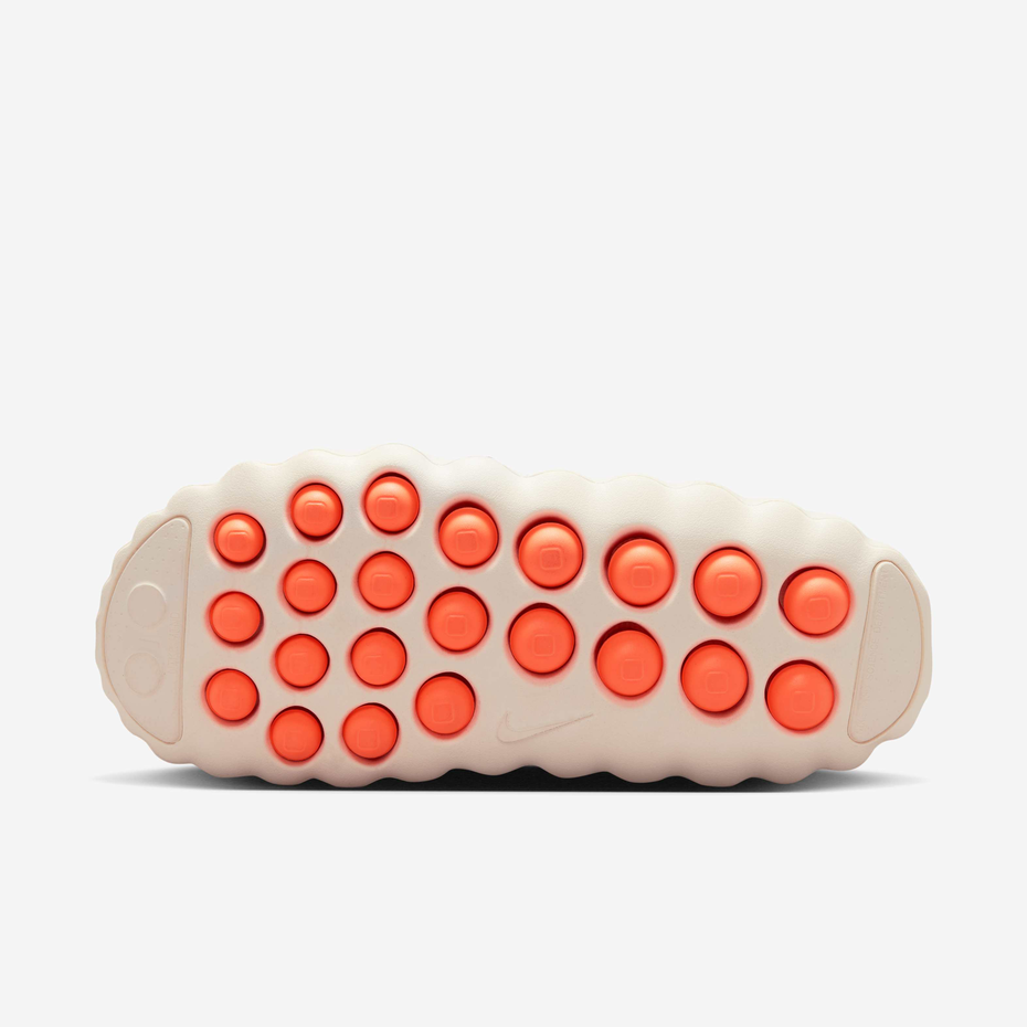 Nike Mind 001