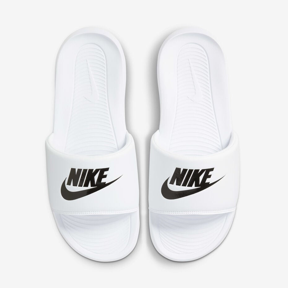 Nike Victori One