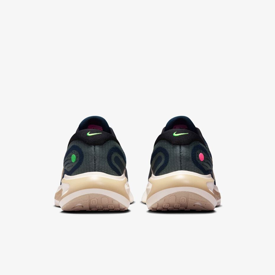 Nike Journey Run