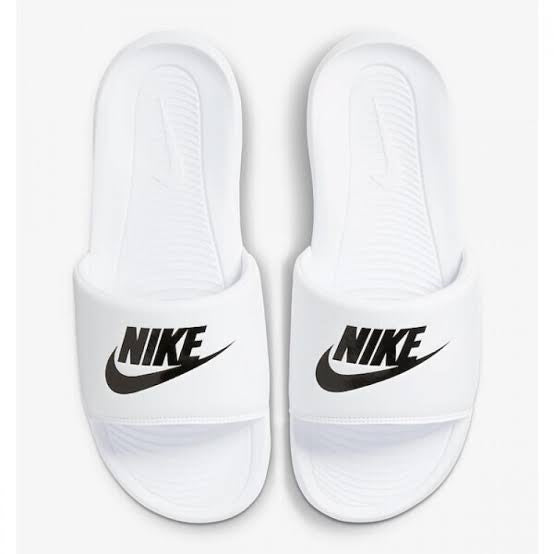 Nike Victori One