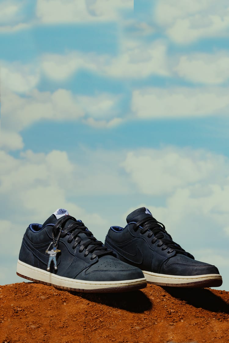 Nike Air Jordan 1 Low
Eastside Golf