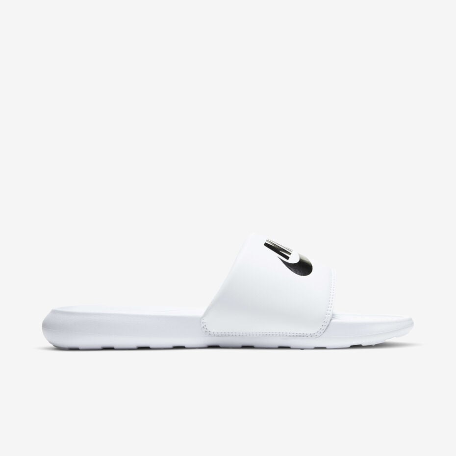 Nike Victori One