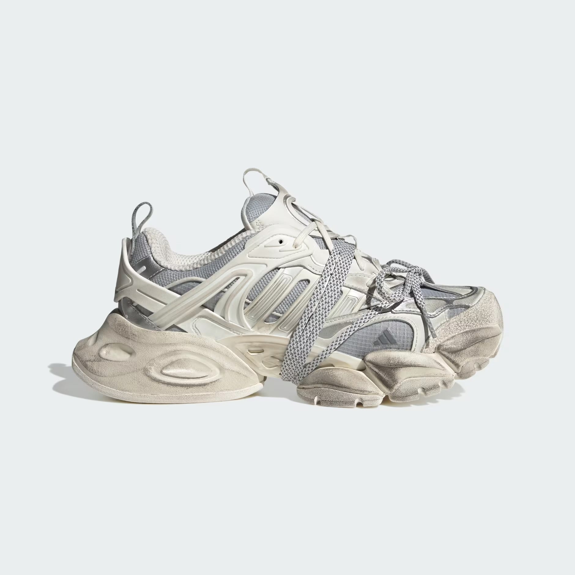 XLG Runner Deluxe Shoes