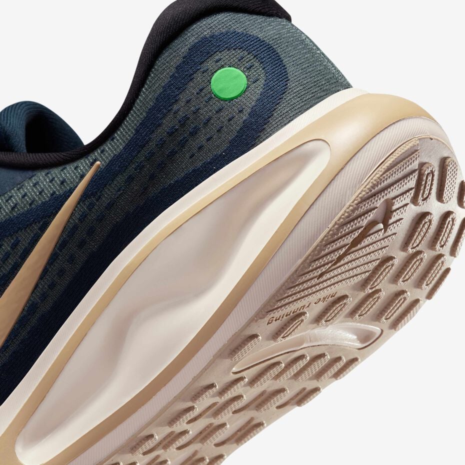 Nike Journey Run