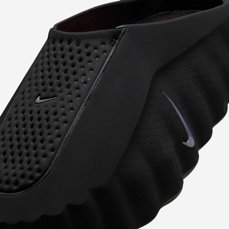 Nike Mind 001