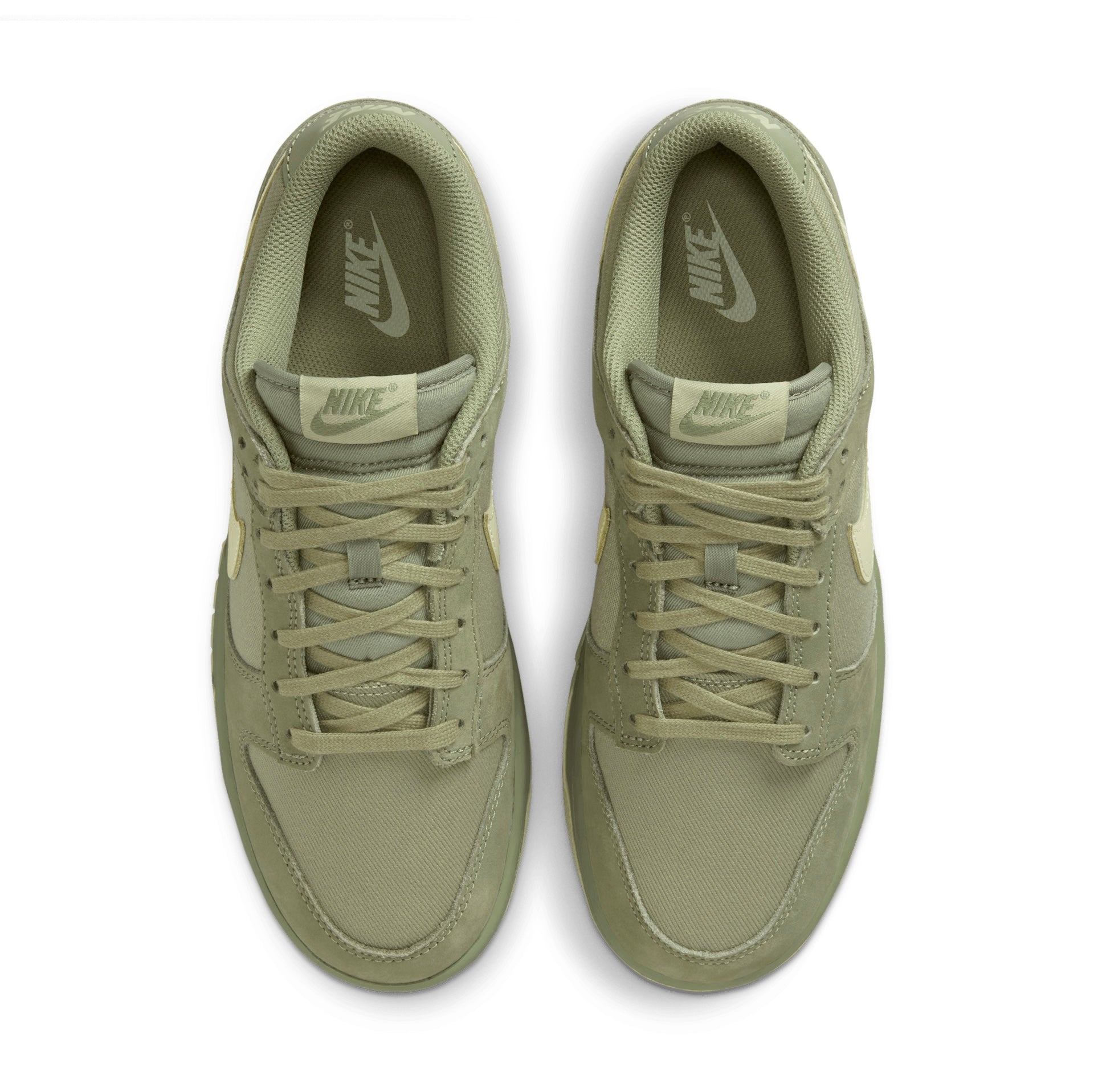 Nike Dunk Low
Oil Green and Olive Aura