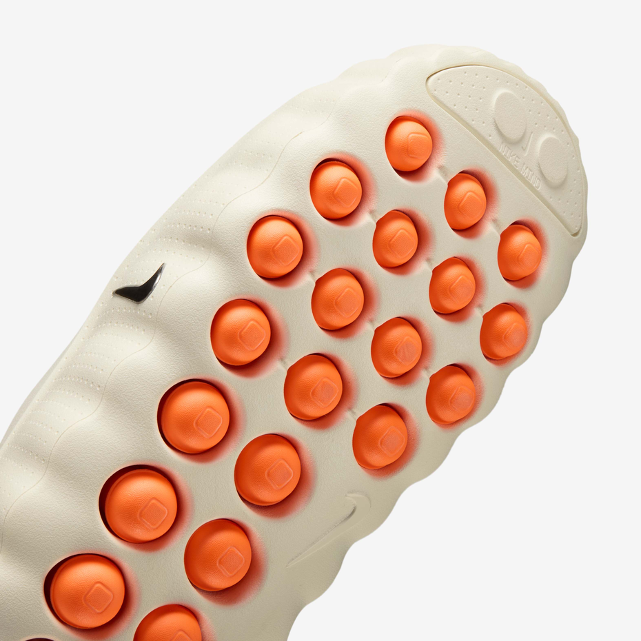 Nike Mind 001