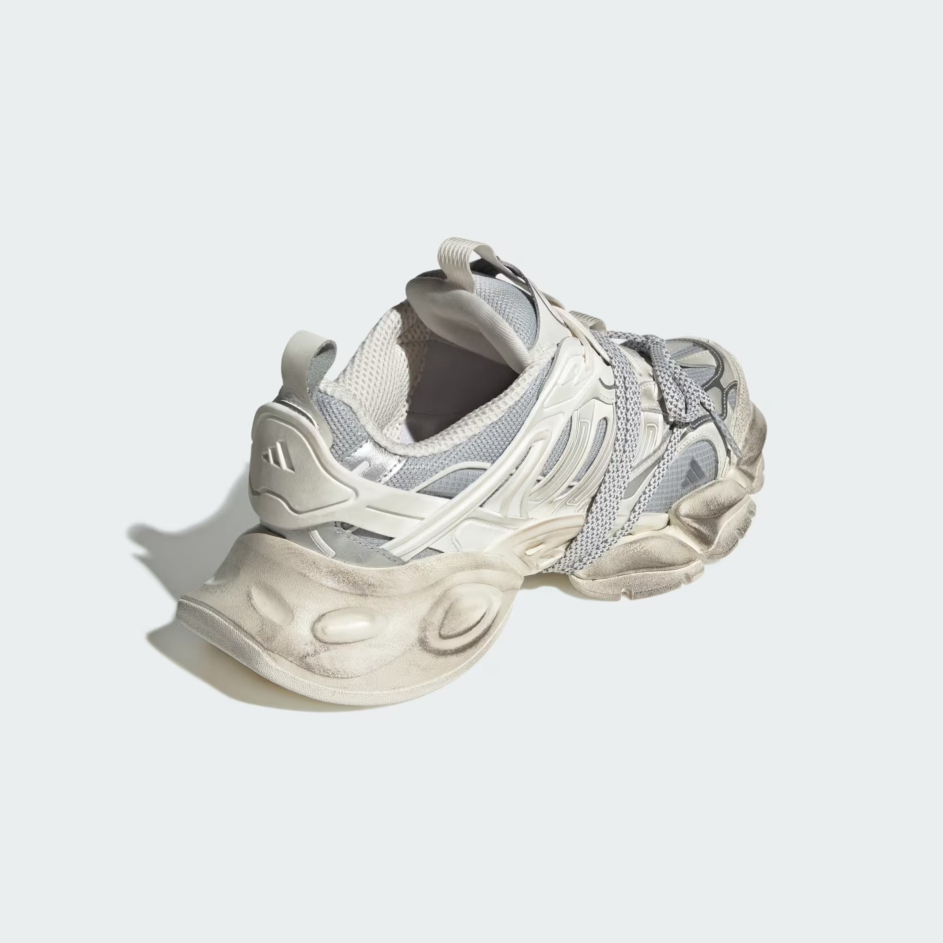 XLG Runner Deluxe Shoes