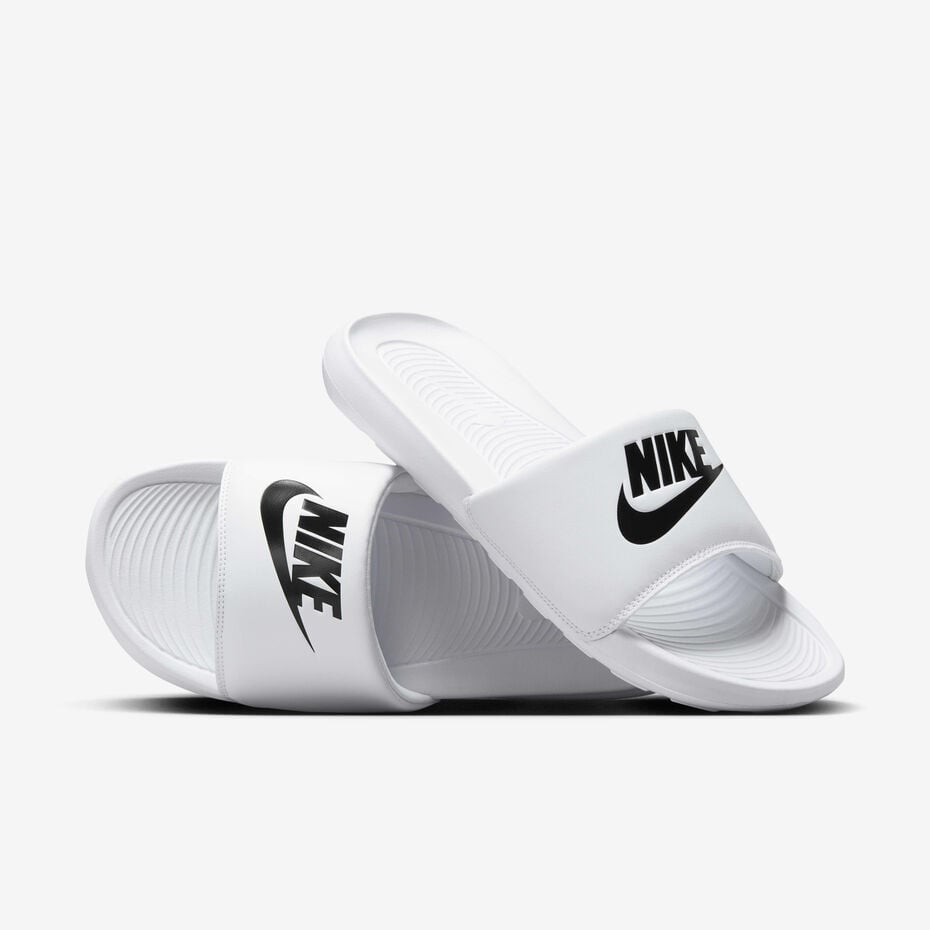 Nike Victori One